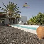 Luz Villa