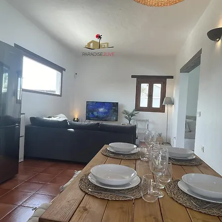 Luz Вилла Лахарес